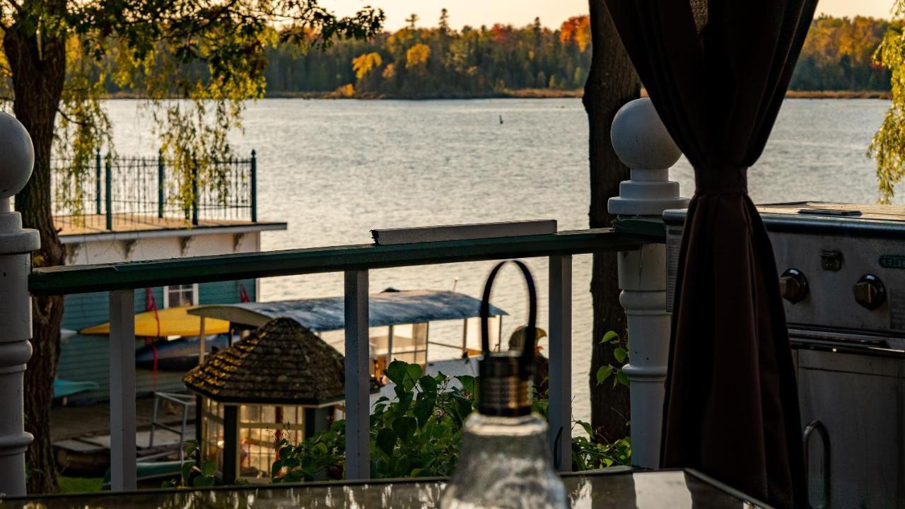 Windswept On The Trent Hotel Campbellford Exterior photo